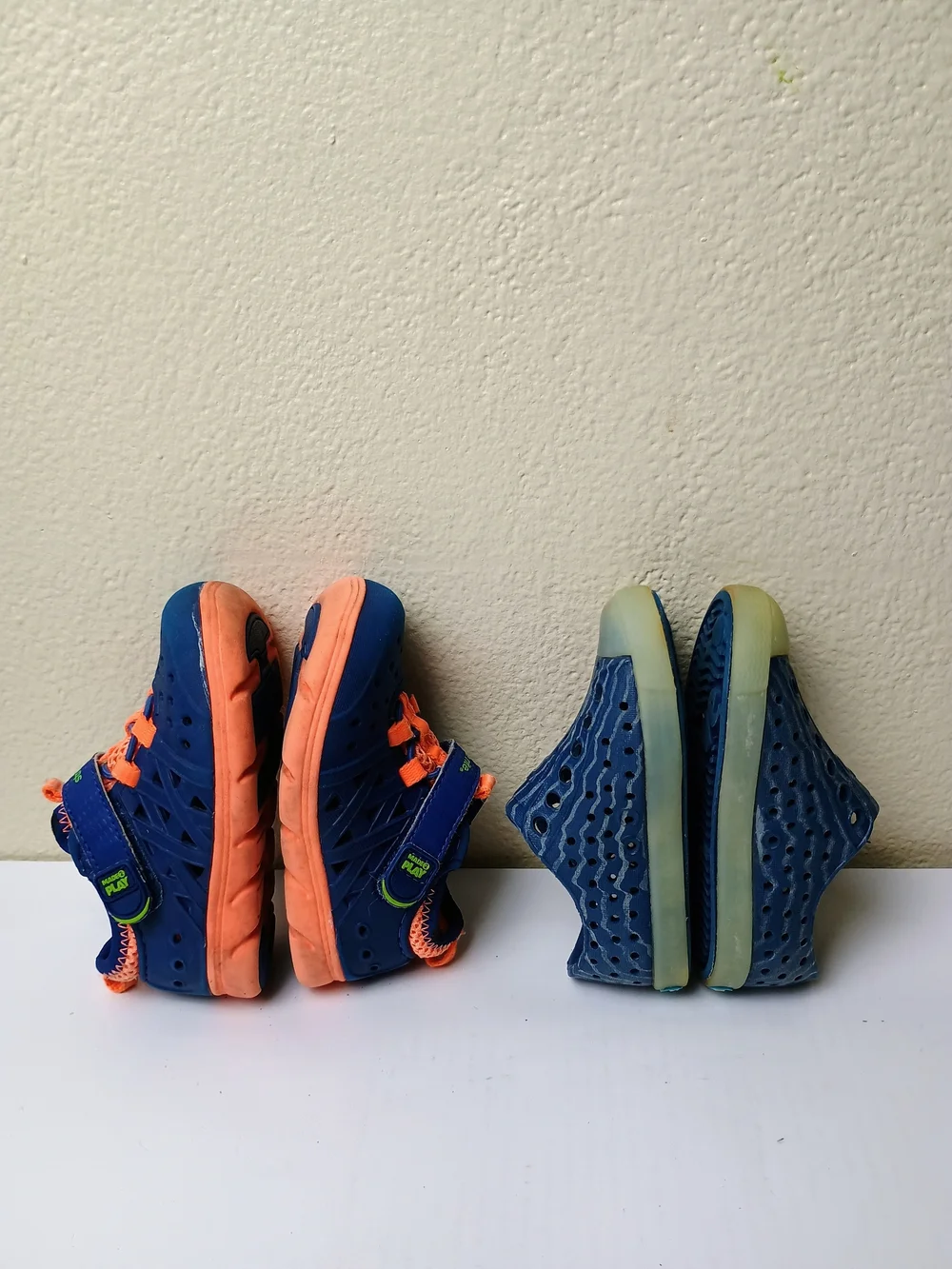 Native/Stride Rite lightweight navy